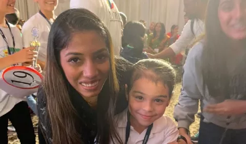 Niña panameña gana torneo de cálculo en Dubái