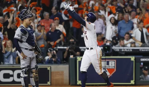 Aaron Boone defiende al receptor Gary Sánchez 