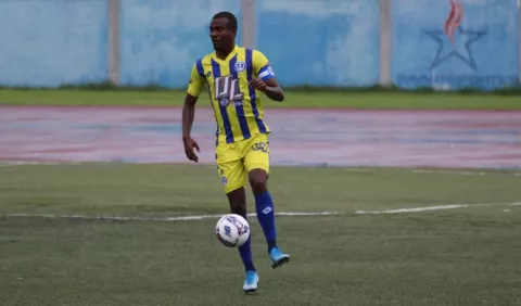 Parra busca su primer triunfo con Universitario al enfrentar  a Alianza FC