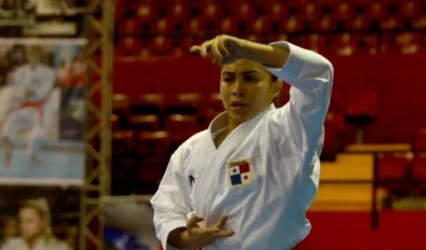 En el karate trabajan  en el semillero 