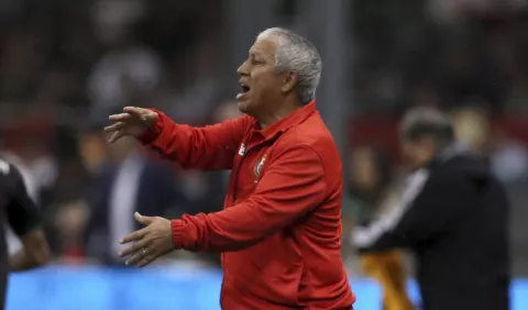 'Tolo' Gallego y  la Roja vuelven al ruedo 
