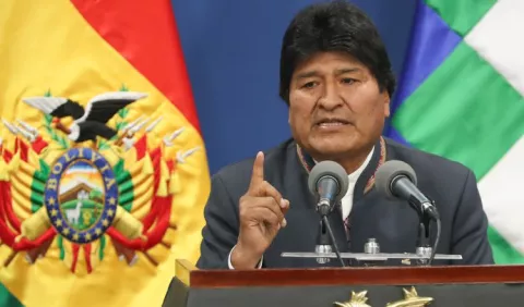 Evo Morales  se reúne de emergencia con los sindicatos   