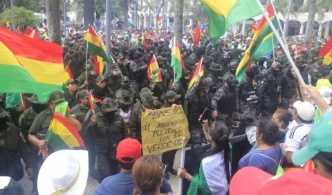 Las Fuerzas Armadas  no irán contra el pueblo