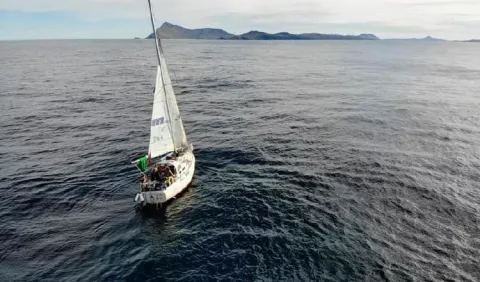 Violan a dos noruegas en un velero en Colón 