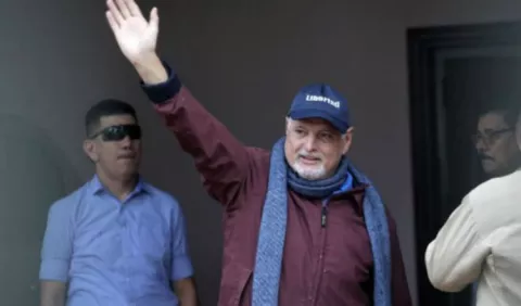 Gobierno metió sus manos en regreso de Ricardo Martinelli