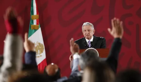 El radical presidente de México  y la mediocridad económica