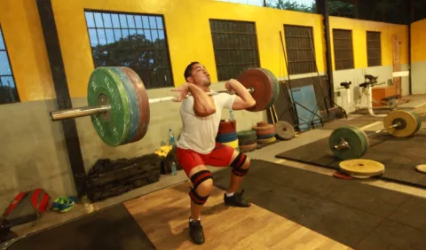 Pesistas panameños buscan ganar experiencia en El Salvador