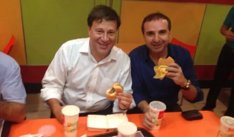 Tráfico de influencia para los McDonald's de Yaffar