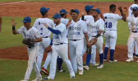 Toros le pegan a los Federales en Probeis