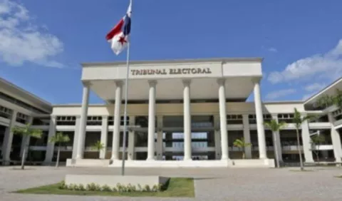Polémica por derecho a voz y voto  en la Comisión Nacional de Reformas Electorales