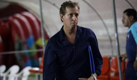 Gary Stempel apunta a 'playoff' con Universitario
