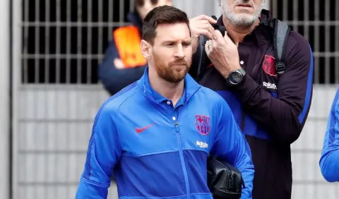 Messi es uno más en la Albiceleste, según Lionel Scaloni