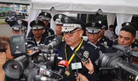 Suspenden a policías por reyerta