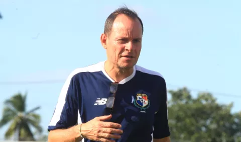 Mensaje del técnico de la selección femenina a las jugadoras ausentes