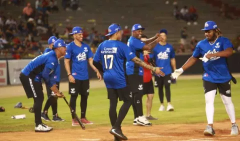 Estrellas latinas brillaron en el estadio Rod Carew