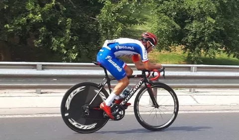 Panamá, entre los 10 mejores en Giro del Sol de ciclismo