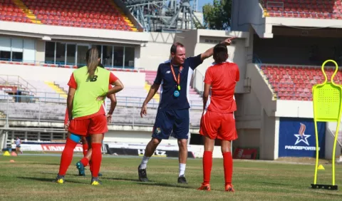Zseremeta le huye al lío que vive la selección masculina