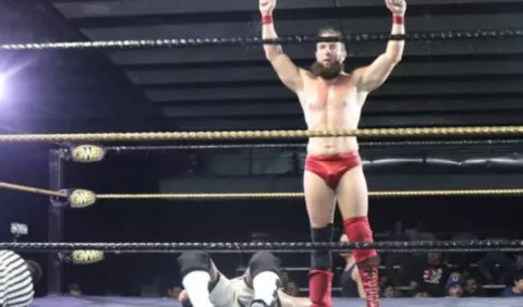 Anarchy  Squat se impone a Crush en la GWE