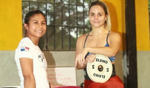 Halterofilia pide entrenador para elevar el nivel en la rama femenina