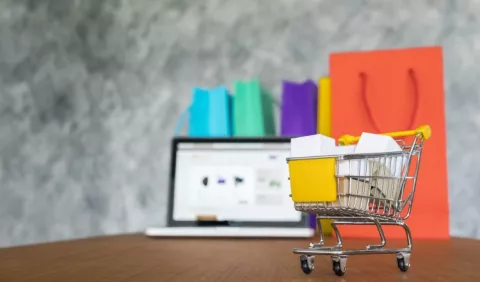 Las marcas de lujo estudian maneras de deshacerse del inventario sin vender