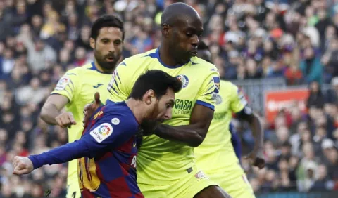 Setién tras sufrida victoria: 'Silbidos en el Camp Nou son por nervios'