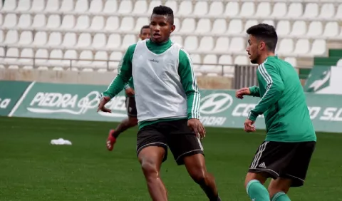 Fidel Escobar: 'Hay que seguir en  zona de  playoff'