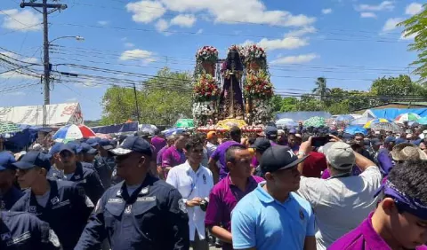 Devoción y fe al Jesús Nazareno de Atalaya  