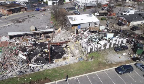 'Devastadores' tornados dejan  22 muertos en Estados Unidos