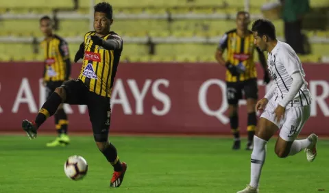 Rolando 'Toro' Blackburn    pierde la titularidad en Bolivia