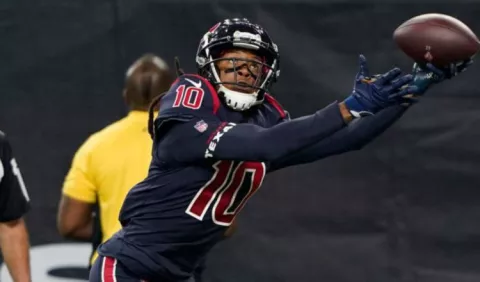 Arizona firma a DeAndre Hopkins,  uno de los mejores receptores de la NFL