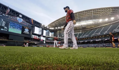 MLB trabaja en un  plan para iniciar la nueva temporada