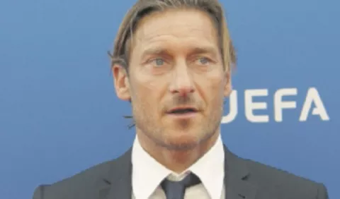 Francesco emprende la búsqueda del nuevo Totti