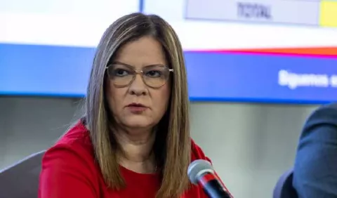 Rosario Turner:  'Estas dos primeras semanas de abril son las más críticasy todo va a depender de la población'
