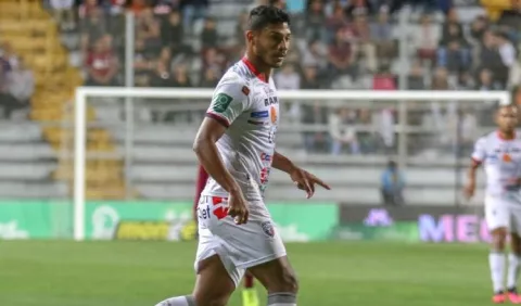 Jorman Aguilar da el ejemplo en Costa Rica