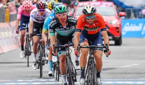 Giro de Italia  sería en octubre
