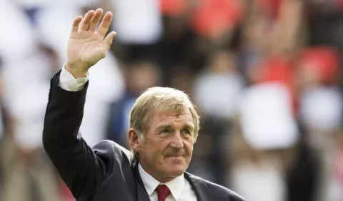 Técnico Dalglish  con  alta médica