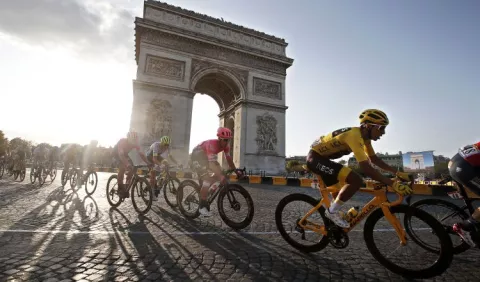Egan Bernal tiene tiempo para llegar en forma al Tour de Francia