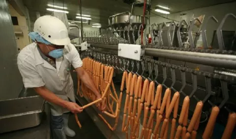 Línea de suministro de alimentos afectado por atraso en salvoconducto
