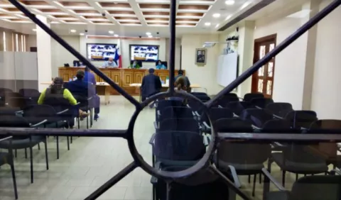 Corte confirmó detención de sujeto que apuntó a varios policías