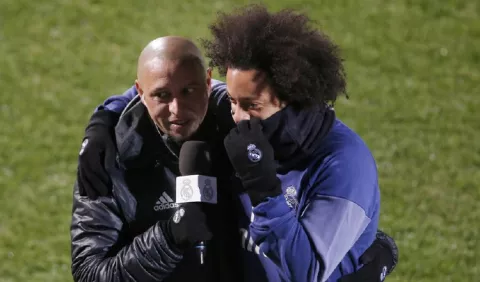 Roberto Carlos dio consejos a Marcelo en Real Madrid
