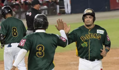 Sergio Araúz aspira llegar a los 700 hits