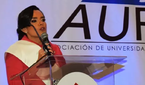 Universidades privadas llegan a casi el 100% de estudiantes