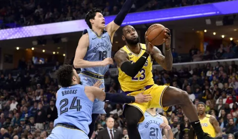 Jugadores de la NBA volverán a entrenar
