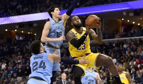 Directivos de  equipos de la NBA buscan alternativas para rescatar el campeonato