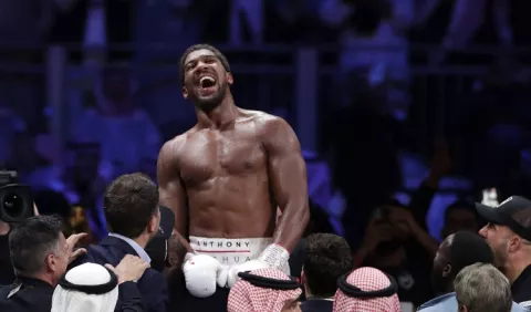 Anthony Joshua  peleará sin espectadores