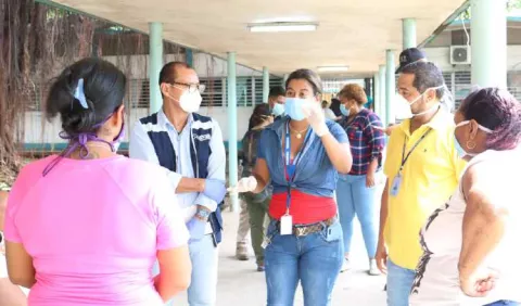 Presas generan nuevo desorden por temor al COVID-9