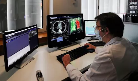 Estudio busca diferenciar la neumonía por COVID 