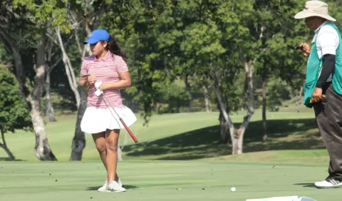 Sara Luciani gana torneo virtual a beneficio de los 'caddies' panameños
