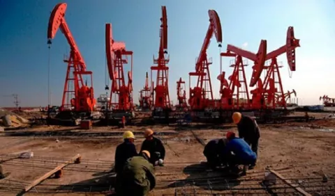 El Petróleo de Texas sube por reaperturas económicas y recortes