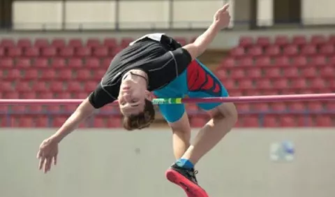 Jaime Escobar mantiene la ilusión en el salto alto